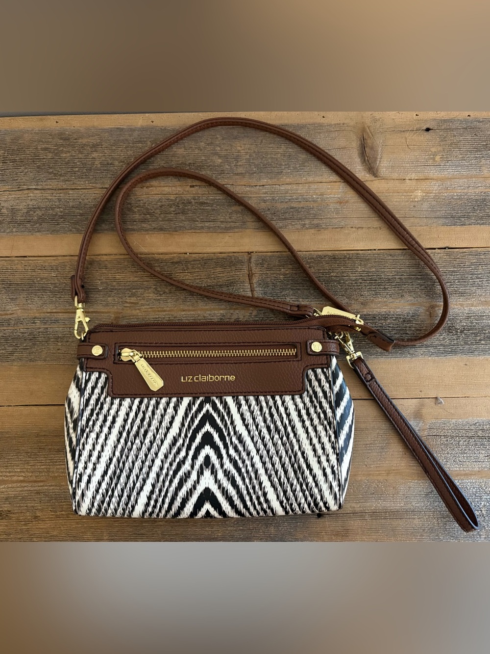 Purse and wallet lot - Liz Claiborne, etc - Picture 2 of 8